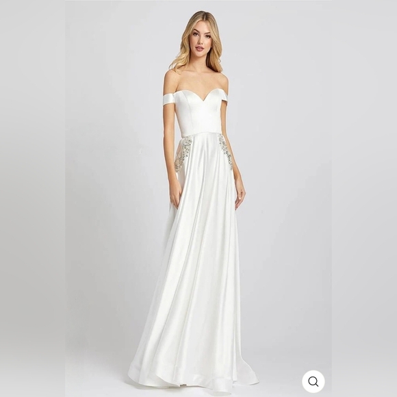 NWT Mac Duggal, Off Shoulder Gown, White, Size 4 - $398 - Picture 2 of 16